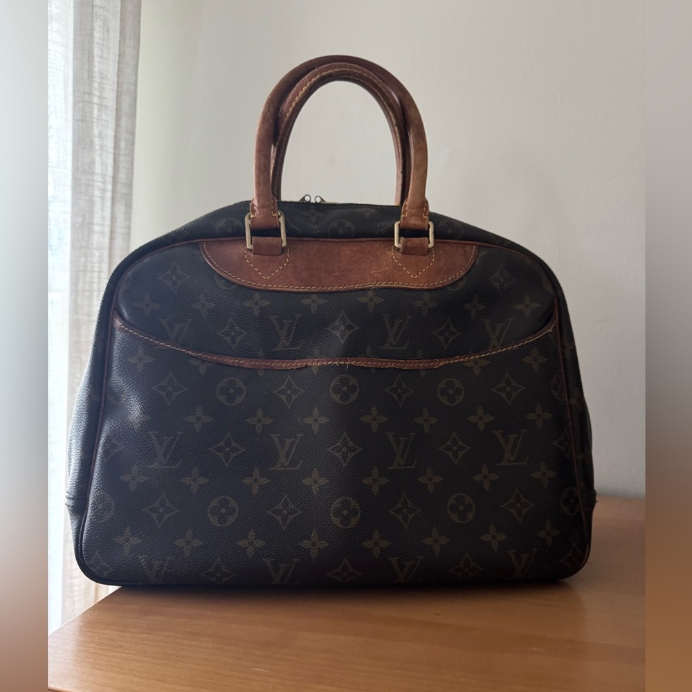 Authentic Louis Vuitton Brown Deauville Monogram Bag